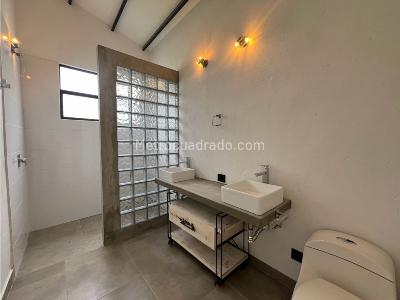 Casa en arriendo en Cabeceras, Rionegro · foto 4 de 13