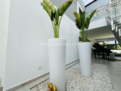Casa de 5 alcobas en arriendo en Llanogrande, Rionegro, 900 m² · foto 18 de 20