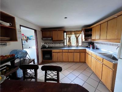 Casa de 5 alcobas en arriendo en El Tablazo, Rionegro · foto 9 de 12