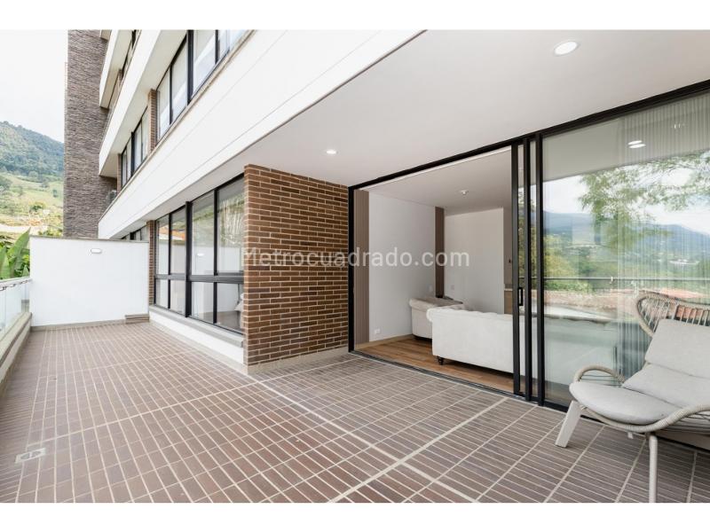 2BR Apartment in Escobero (102 m²) - 4