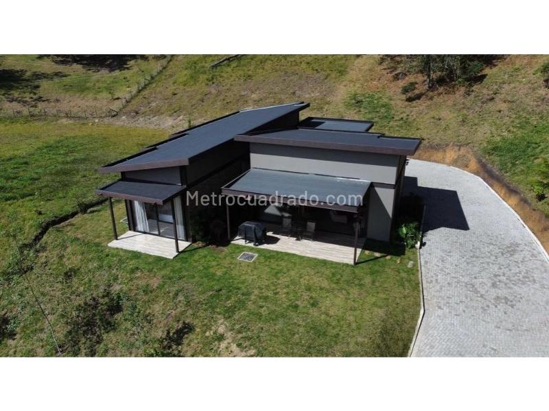 3BR House in Vereda Pantanillo (255 m²)