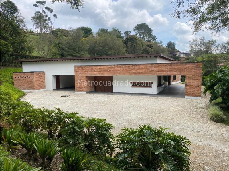 3BR House in El Tablazo (4400 m²) - 2