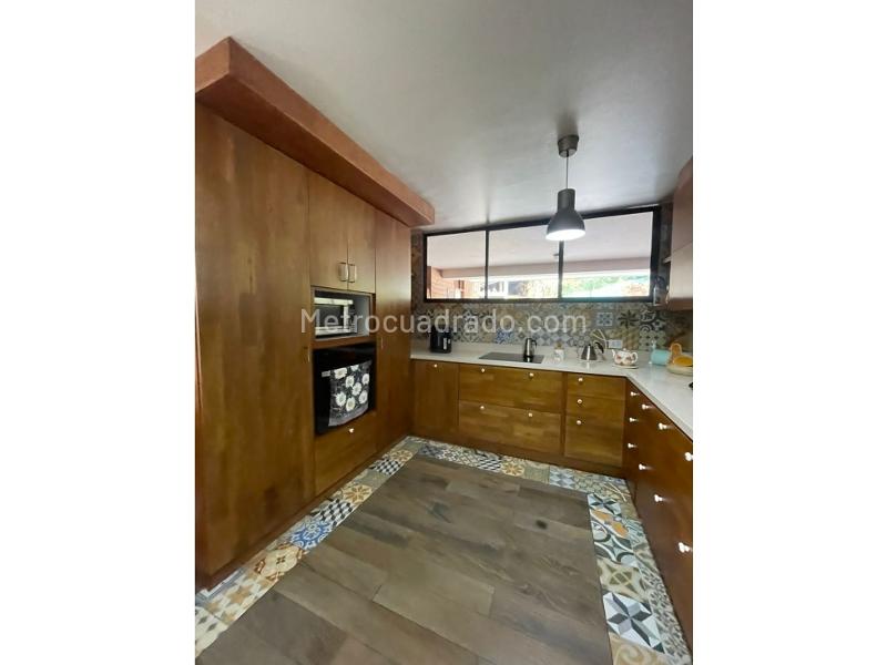 Casa Encantadora de 4 Alcobas con Vistas en El Poblado - 6