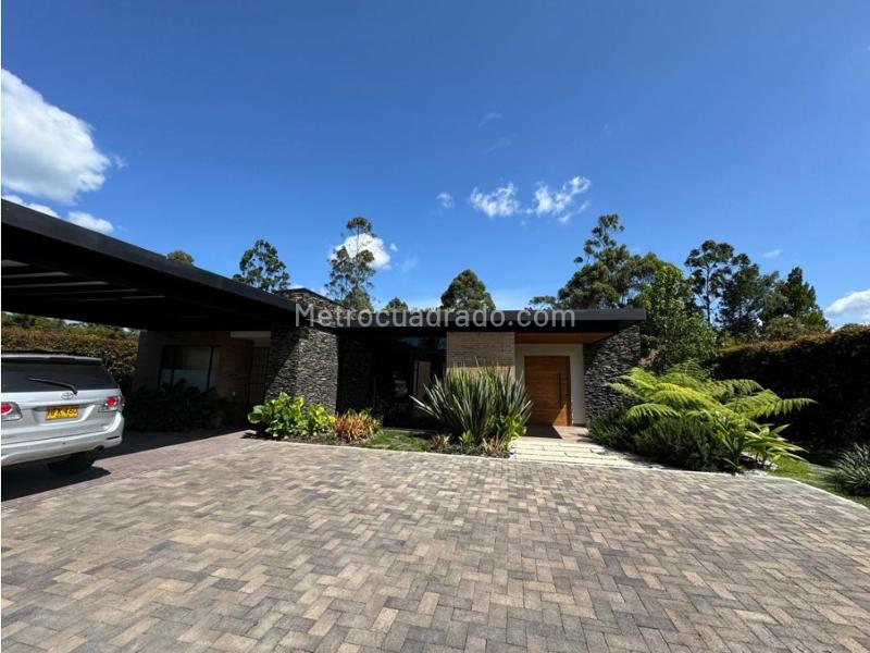 2BR House in Llanogrande (344 m²) - 5