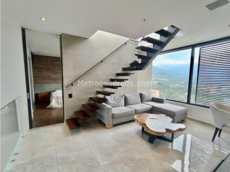 Furnished 4BR Apartment in Poblado San Lucas - 9