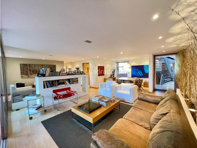 Stylish 2BR Apartment in Poblado San Lucas - 2