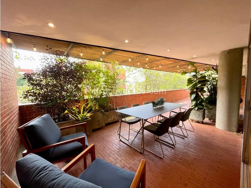 Stylish 2BR Apartment in Poblado San Lucas - 6