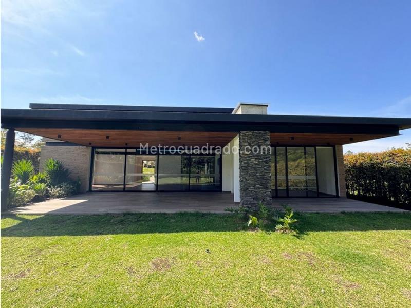 Casa en Arriendo, Llanogrande, Rionegro - 2