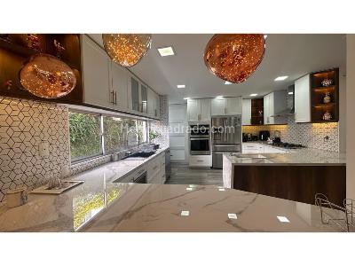 Casa de 3 alcobas en venta en Poblado San Lucas, Medellín, 510 m² · foto 15 de 20