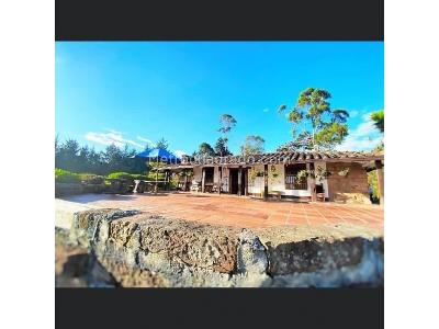 Casa de 3 alcobas en venta en Alcala, Envigado · foto 3 de 20