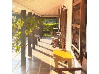 Casa de 3 alcobas en venta en Alcala, Envigado · foto 5 de 20