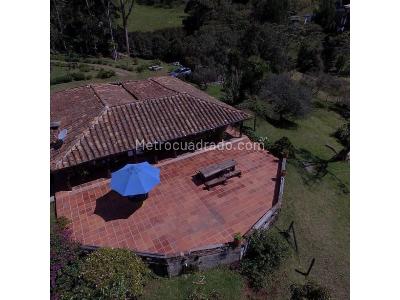 Casa de 3 alcobas en venta en Alcala, Envigado · foto 17 de 20