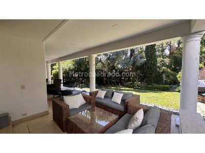 Casa de 3 alcobas en arriendo en Poblado San Lucas, Medellín, 510 m² · foto 12 de 20