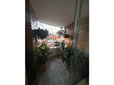 Apartamento de 4 alcobas en venta en Laureles, Medellín, 245 m² · foto 4 de 20