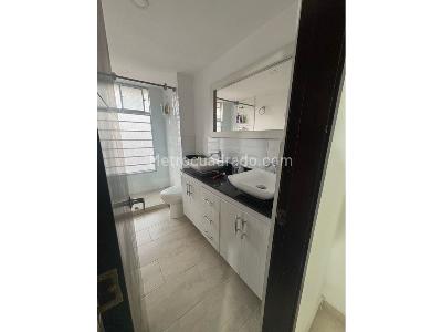 Apartamento de 4 alcobas en venta en Laureles, Medellín, 245 m² · foto 10 de 20