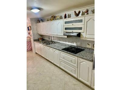 Apartamento en venta en Laureles, Medellín · foto 6 de 19