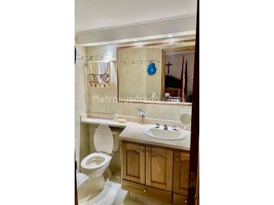 Apartamento en venta en Laureles, Medellín · foto 12 de 19