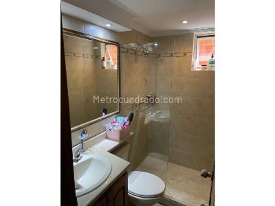 Apartamento en venta en Laureles, Medellín · foto 15 de 19