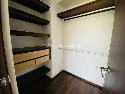 Apartamento de 2 alcobas en venta en Llanogrande, Rionegro, 900 m² · foto 11 de 19