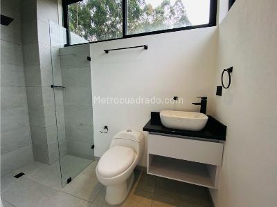 Casa de 4 alcobas en venta en Rionegro, Rionegro, 215 m² · foto 10 de 19