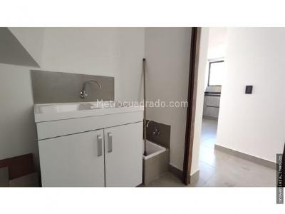 Casa de 3 alcobas en venta en Barrio Blanco, Rionegro, 225 m² · foto 12 de 19