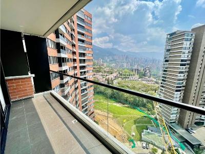 Apartamento de 2 alcobas en venta en Las Palmas, Medellín, 92 m² · foto 2 de 15