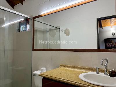 Casa de 3 alcobas en venta en San Antonia De Pereira, Rionegro, 138 m² · foto 4 de 14