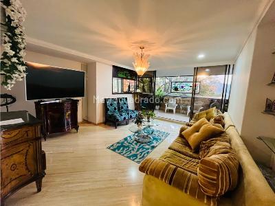 Apartamento de 4 alcobas en venta en El Poblado, Medellín, 425 m² · foto 3 de 20