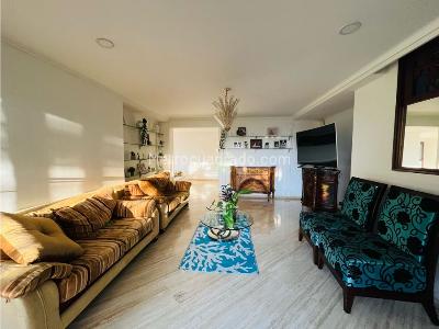 Apartamento de 4 alcobas en venta en El Poblado, Medellín, 425 m² · foto 13 de 20