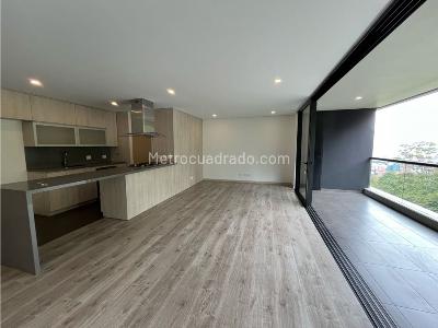 Apartamento de 2 alcobas en venta en El Poblado, Medellín, 104 m² · foto 7 de 20