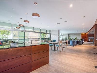 Apartamento en venta en El Poblado, Medellín · foto 2 de 6