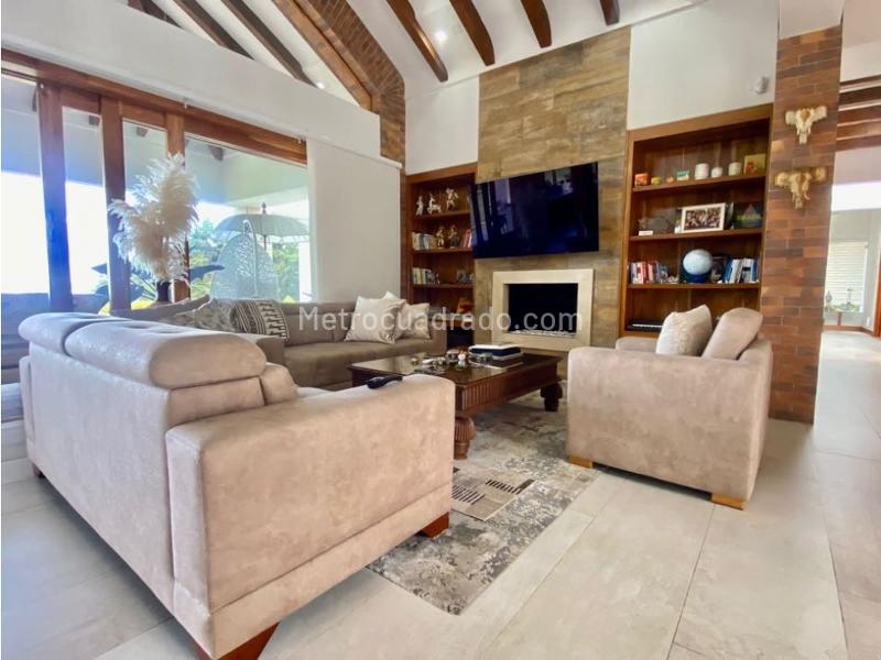 4BR House in Llanogrande (5200 m²) - 3