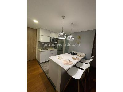 Apartamento de 2 alcobas en arriendo en El Poblado, Medellín, 72 m² · foto 8 de 20