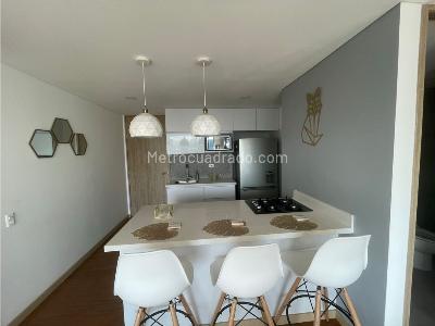 Apartamento de 2 alcobas en arriendo en El Poblado, Medellín, 72 m² · foto 9 de 20