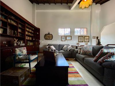 Apartamento de 4 alcobas en arriendo en El Poblado, Medellín, 245 m² · foto 12 de 14