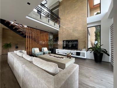Casa en Arriendo, Alto Palmas, Envigado