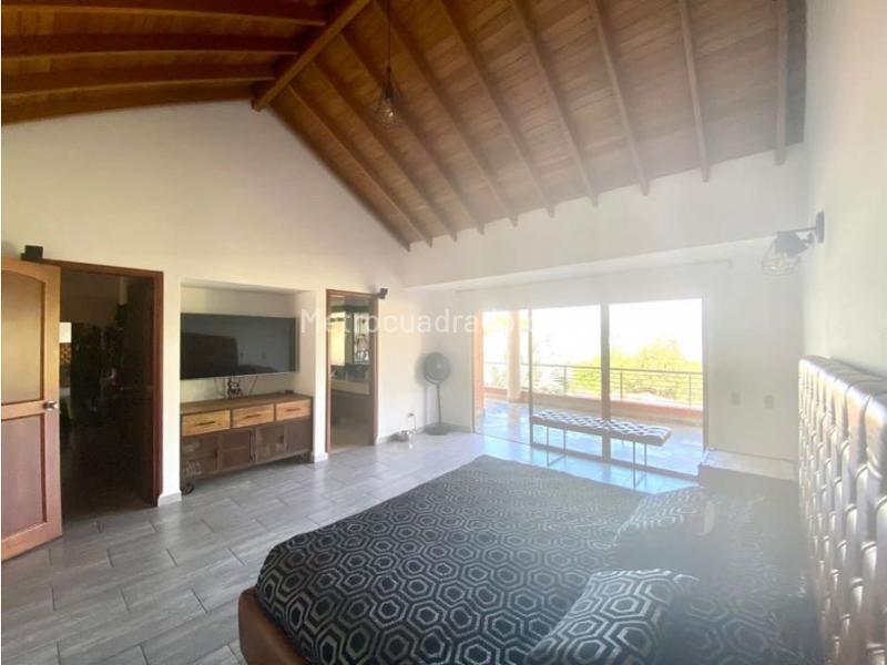Espectacular Casa de 4 Alcobas en Medellín - 7