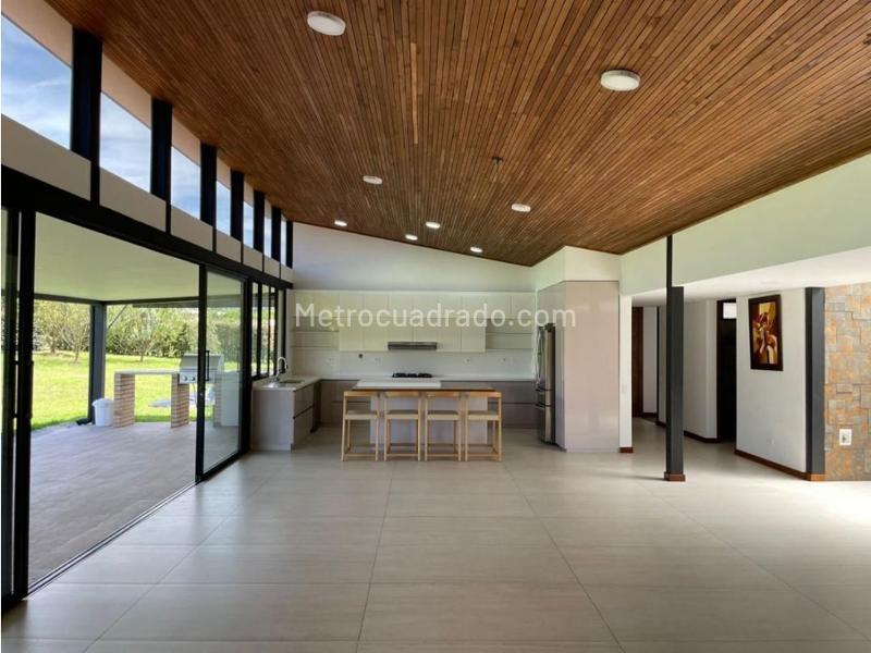 Casa en Arriendo, Via San Antonio La Ceja, Rionegro - 3