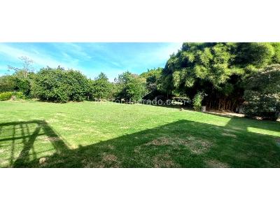 Casa de 4 alcobas en venta en Cabeceras, Rionegro, 250 m² · foto 4 de 9