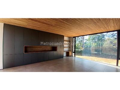 Casa de 4 alcobas en venta en Cabeceras, Rionegro, 250 m² · foto 6 de 9
