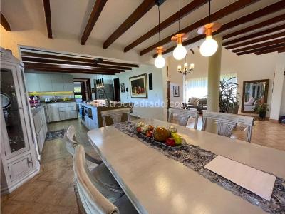 Casa de 4 alcobas en venta en Llanogrande, Rionegro, 550 m² · foto 4 de 20
