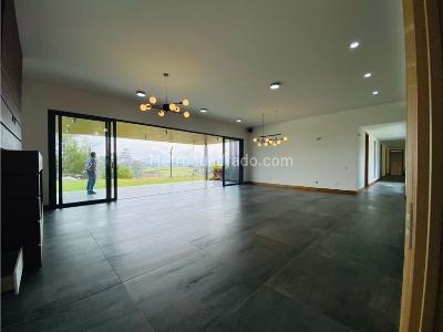 Casa de 4 alcobas en venta en Via San Antonio La Ceja, Rionegro, 460 m² · foto 8 de 20