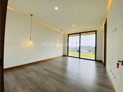 Casa de 4 alcobas en venta en Via San Antonio La Ceja, Rionegro, 460 m² · foto 13 de 20