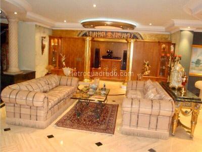 Apartamento en venta en Poblado, Medellín · foto 4 de 20