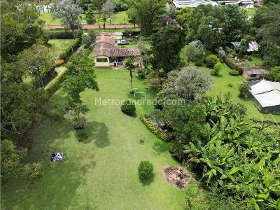 Casa de 4 alcobas en venta en El Tablazo, Rionegro, 300 m² · foto 5 de 15