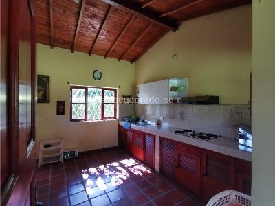 Casa de 4 alcobas en venta en El Tablazo, Rionegro, 300 m² · foto 8 de 15