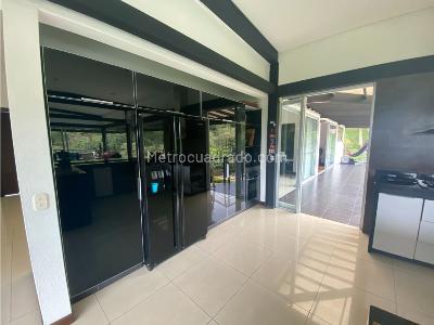 Casa de 5 alcobas en venta en El Tablazo, Rionegro, 560 m² · foto 11 de 20
