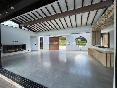 Casa de 4 alcobas en venta en Via San Antonio La Ceja, Rionegro, 350 m² · foto 3 de 20