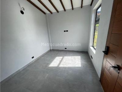 Casa de 4 alcobas en venta en Via San Antonio La Ceja, Rionegro, 350 m² · foto 16 de 20