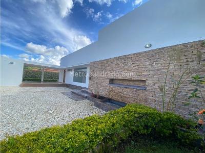 Casa de 4 alcobas en venta en Llanogrande, Rionegro, 1900 m² · foto 10 de 20